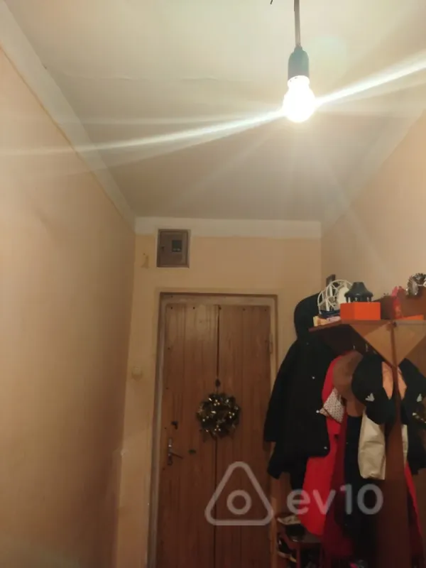 Kirayə verilir 1 otaqlı köhnə tikili 40 m²