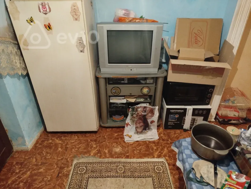 Kirayə verilir 1 otaqlı köhnə tikili 40 m²