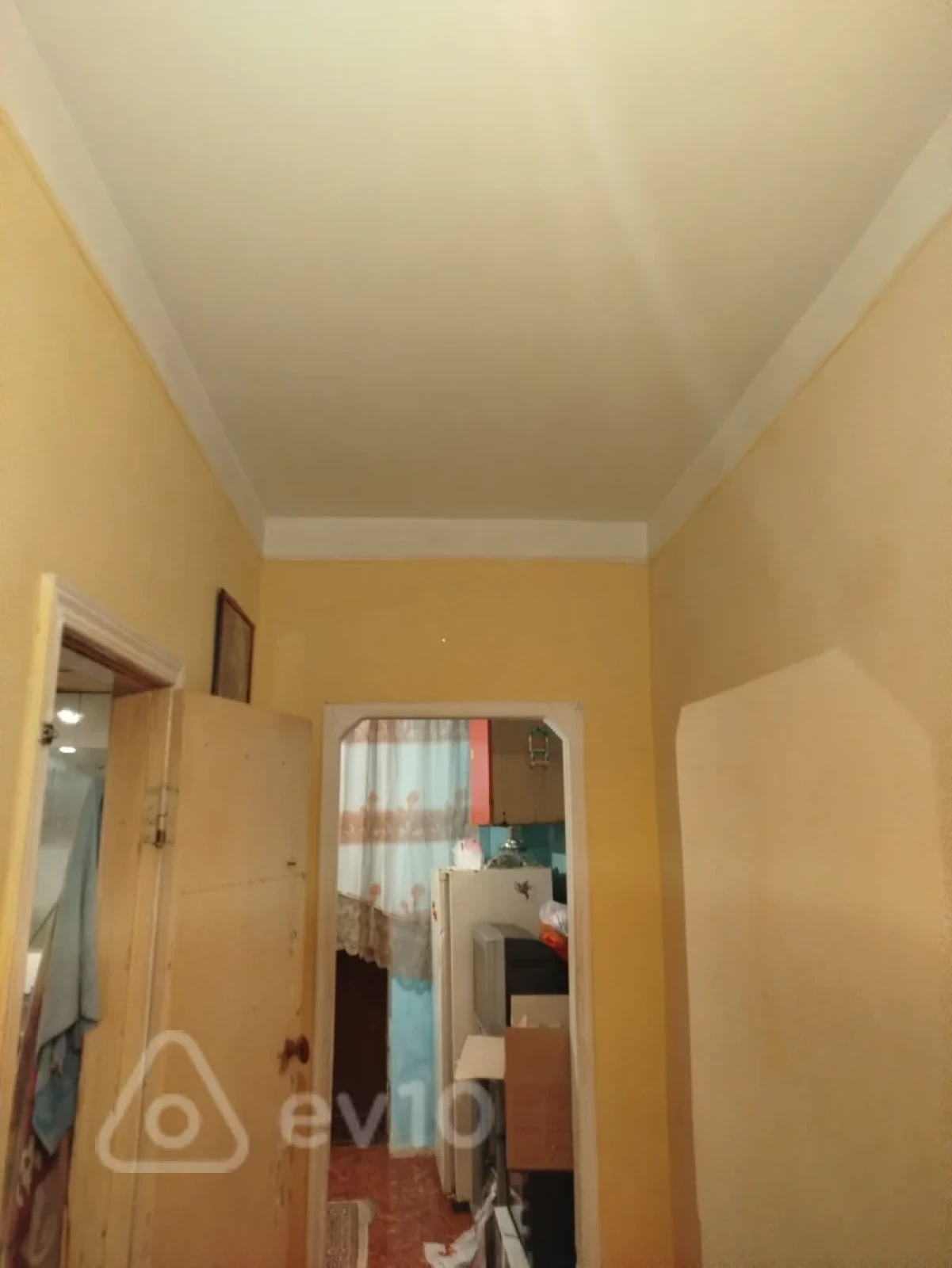 Kirayə verilir 1 otaqlı köhnə tikili 40 m²