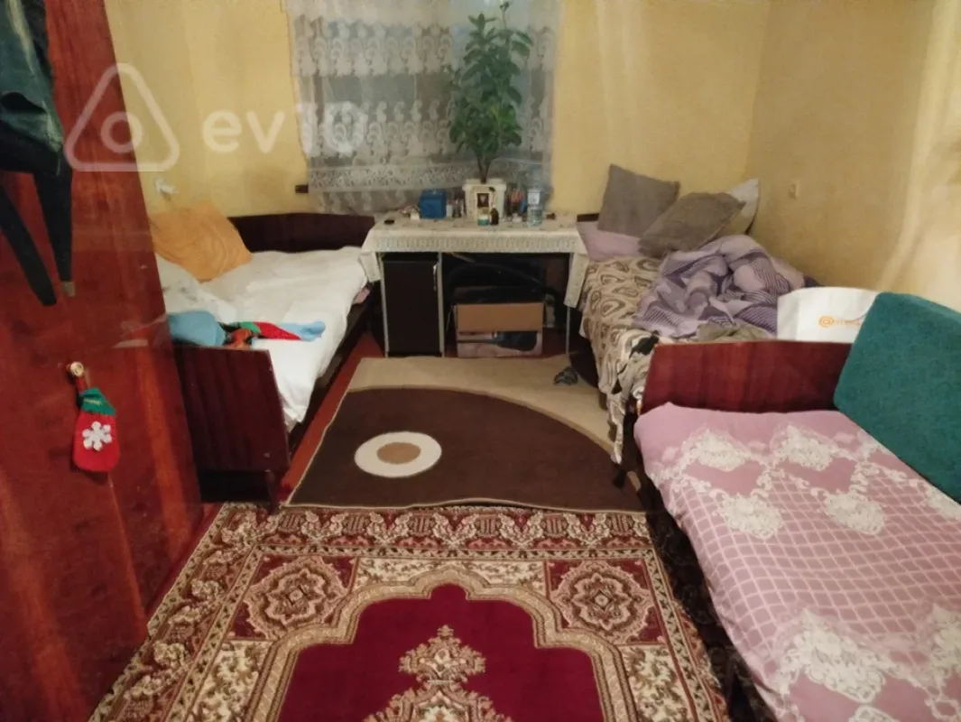 Kirayə verilir 1 otaqlı köhnə tikili 40 m²