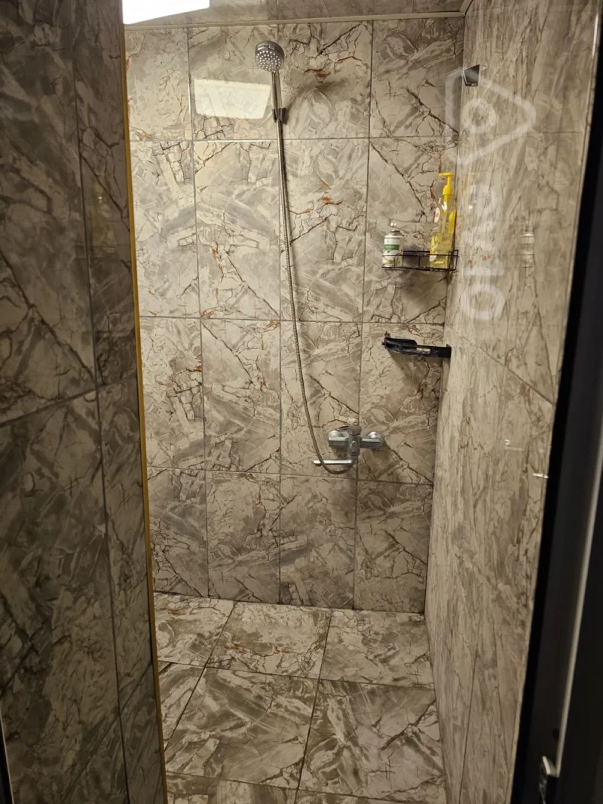 Satılır 2 otaqlı köhnə tikili 50 m²