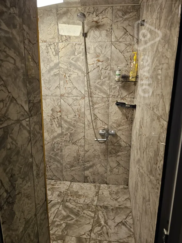 Satılır 2 otaqlı köhnə tikili 50 m²