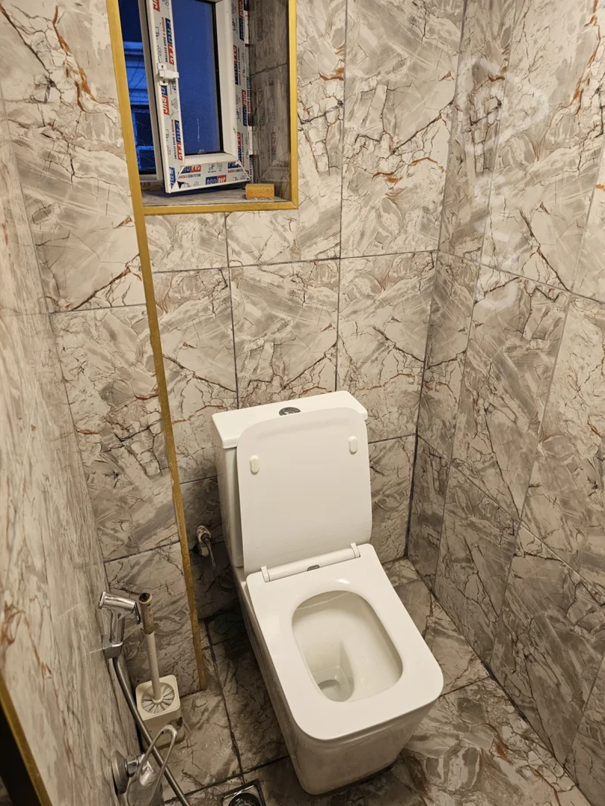 Satılır 2 otaqlı köhnə tikili 50 m²