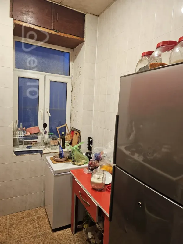 Satılır 2 otaqlı köhnə tikili 50 m²