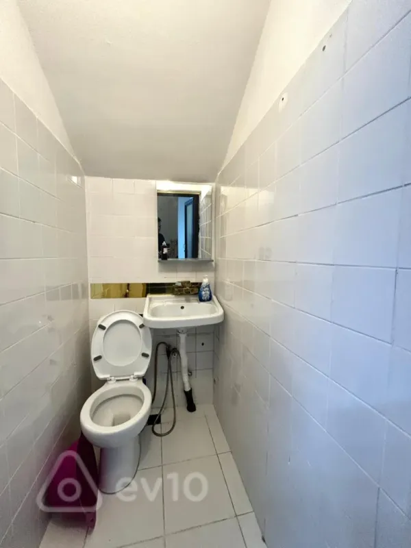 Kirayə verilir mənzil 400 m²