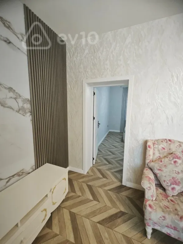 Kirayə verilir 3 otaqlı həyət evi 157 m²