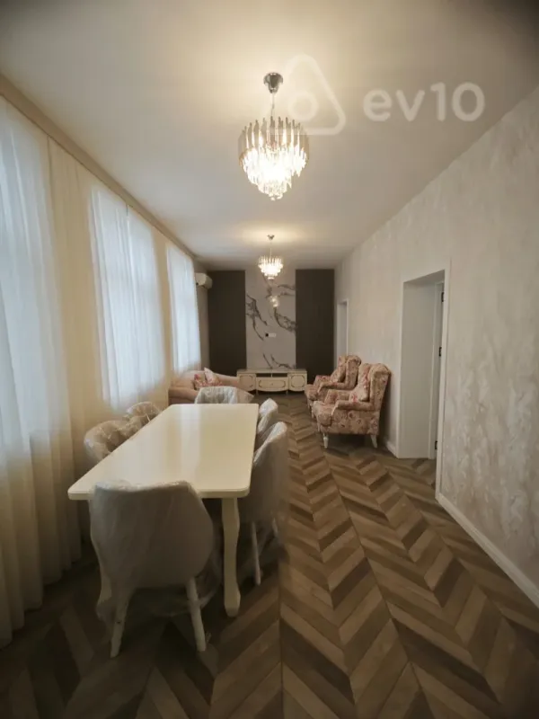 Kirayə verilir 3 otaqlı həyət evi 157 m²