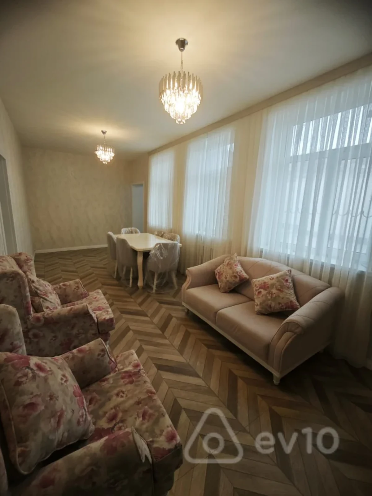 Kirayə verilir 3 otaqlı həyət evi 157 m²