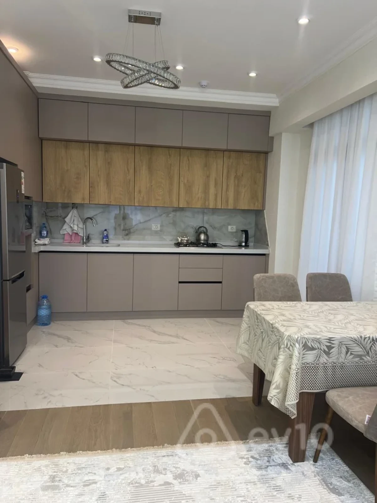 Kirayə verilir 2 otaqlı yeni tikili 63 m²