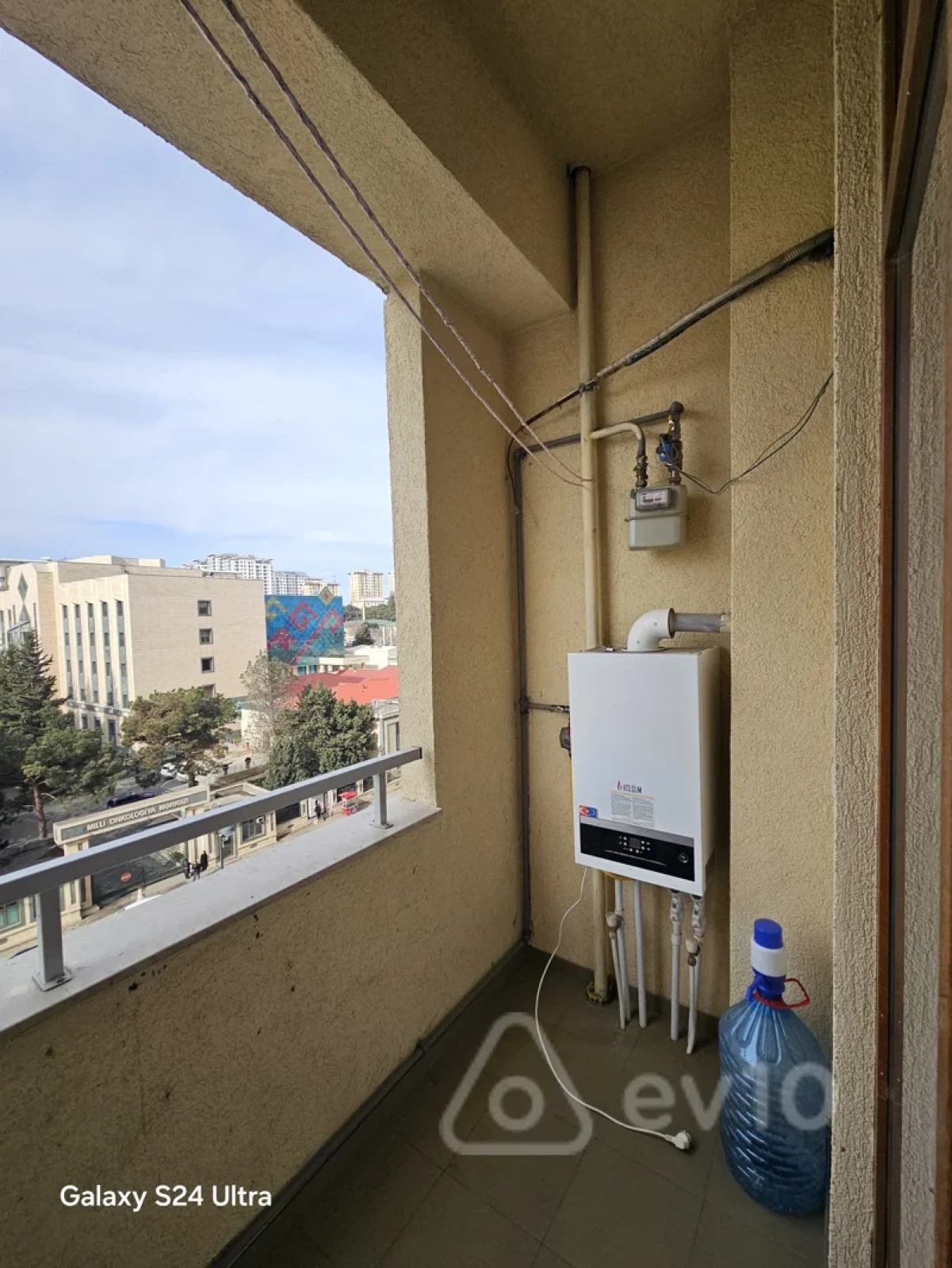 Kirayə verilir 2 otaqlı yeni tikili 56 m²