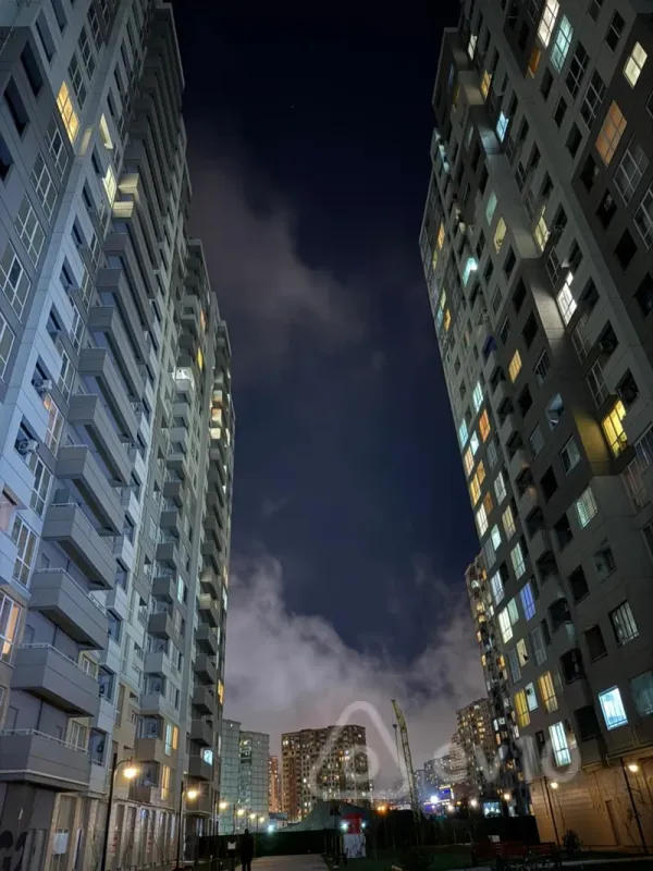 Kirayə verilir 2 otaqlı yeni tikili 56 m²