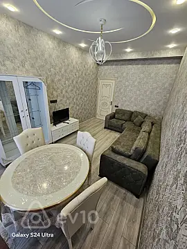 Kirayə verilir 2 otaqlı yeni tikili 56 m²