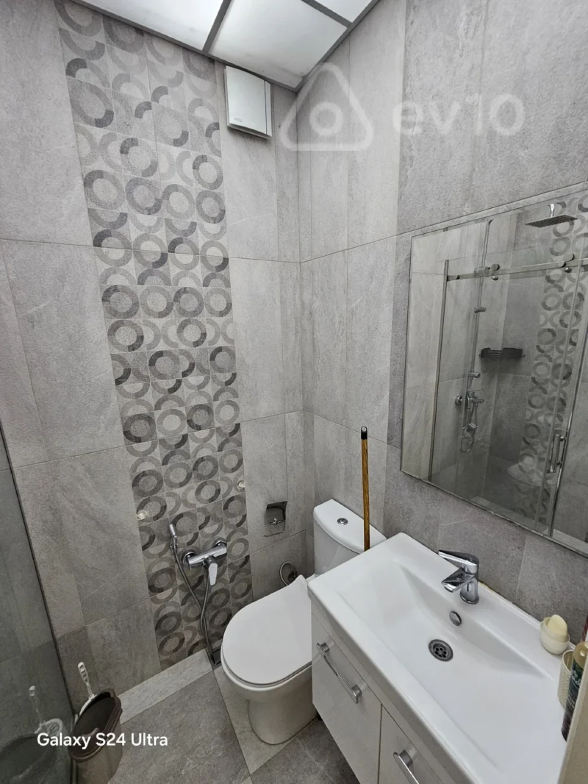 Kirayə verilir 2 otaqlı yeni tikili 56 m²