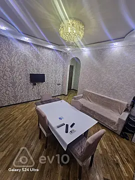 Kirayə verilir 2 otaqlı yeni tikili 61 m²