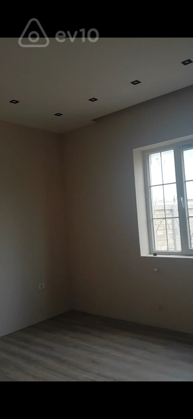 Satılır 4 otaqlı həyət evi 125 m²