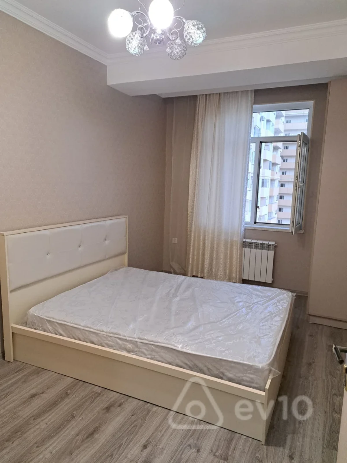 Kirayə verilir 2 otaqlı yeni tikili 55 m²