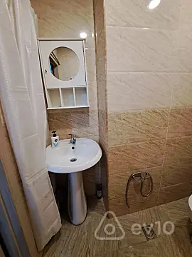 Kirayə verilir 2 otaqlı yeni tikili 55 m²