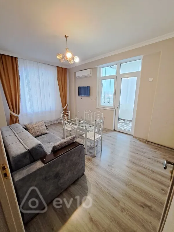 Kirayə verilir 2 otaqlı yeni tikili 55 m²