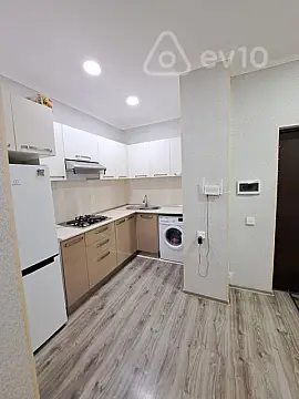 Kirayə verilir 2 otaqlı yeni tikili 55 m²