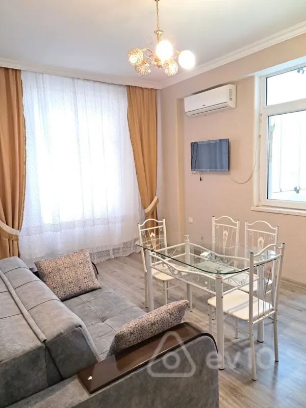 Kirayə verilir 2 otaqlı yeni tikili 55 m²