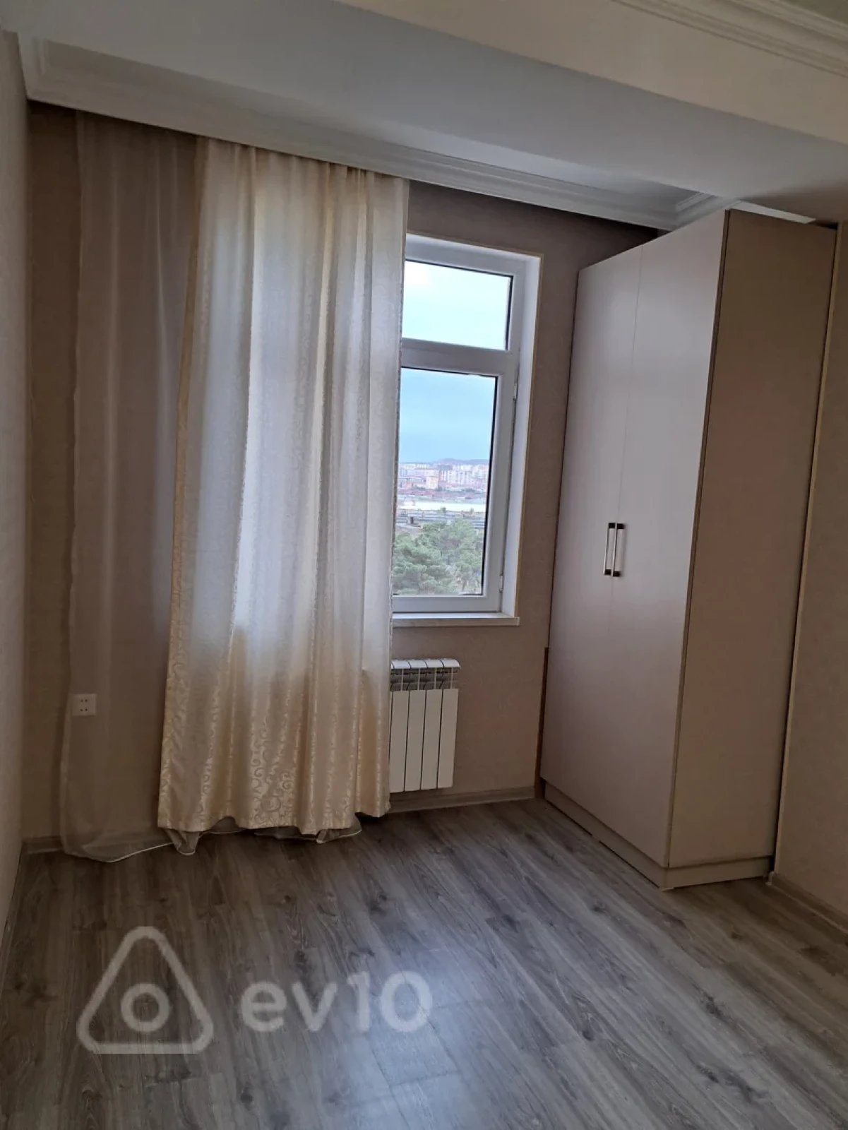 Kirayə verilir 2 otaqlı yeni tikili 55 m²