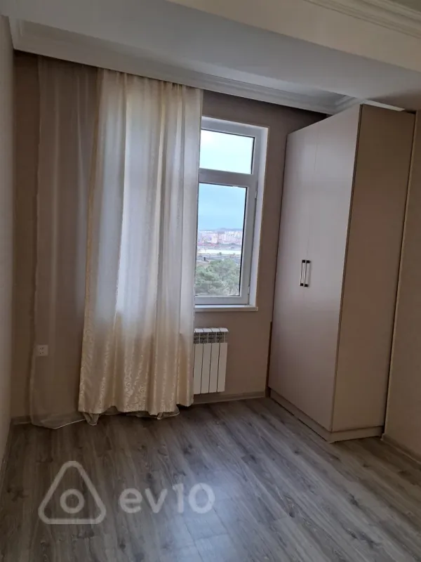 Kirayə verilir 2 otaqlı yeni tikili 55 m²