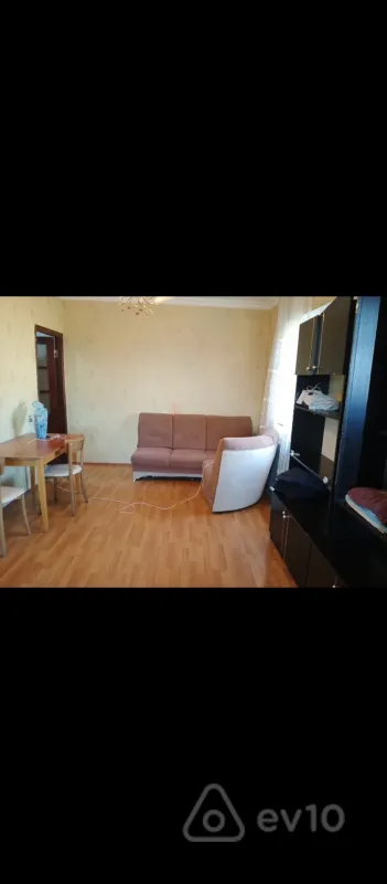 Kirayə verilir 3 otaqlı yeni tikili 80 m²