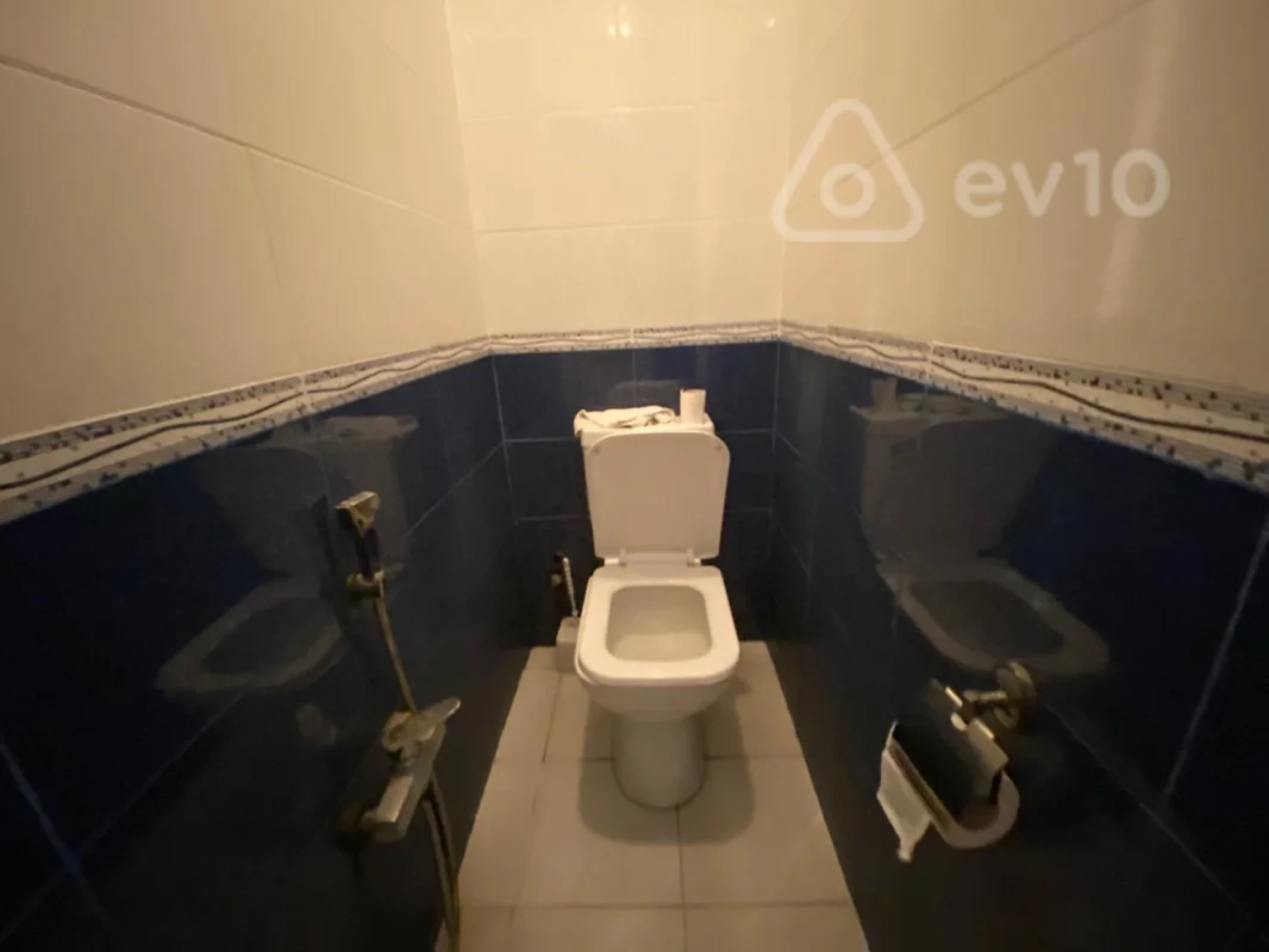 Satılır 5 otaqlı həyət evi 150 m²