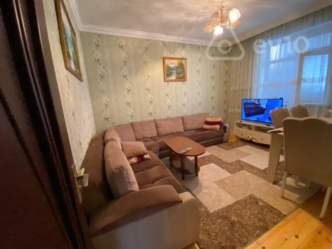 Satılır 5 otaqlı həyət evi 150 m²