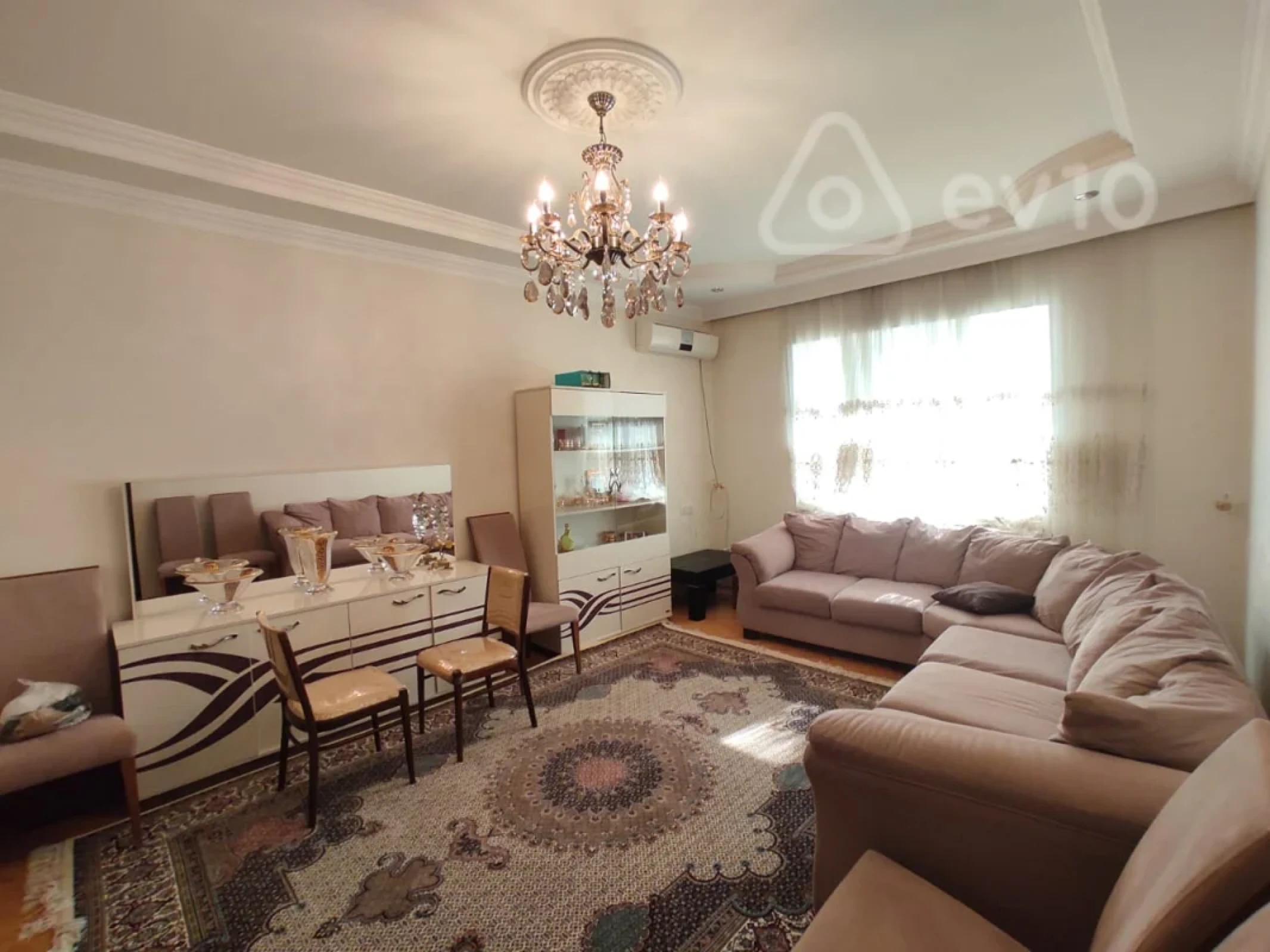 Satılır 5 otaqlı həyət evi 150 m²