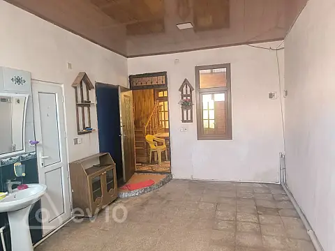 Kirayə verilir 4 otaqlı həyət evi 130 m²