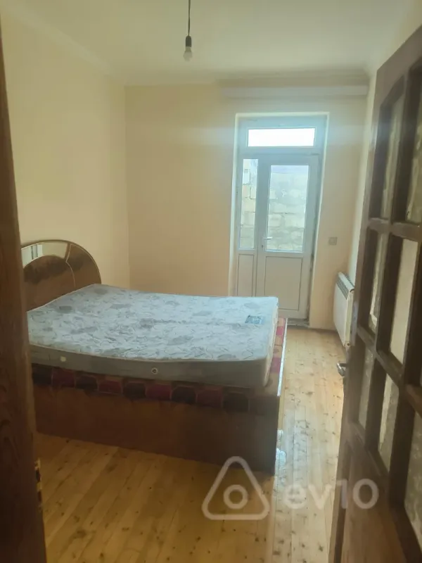 Kirayə verilir 4 otaqlı həyət evi 130 m²