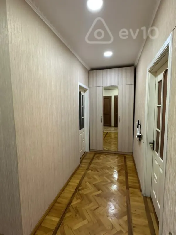Satılır 3 otaqlı köhnə tikili 62 m²