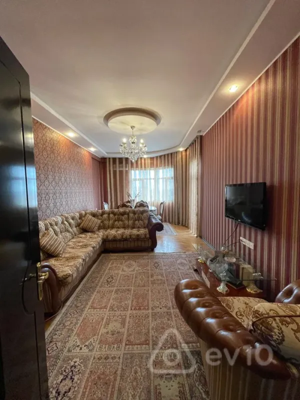 Satılır 2 otaqlı yeni tikili 14 m²