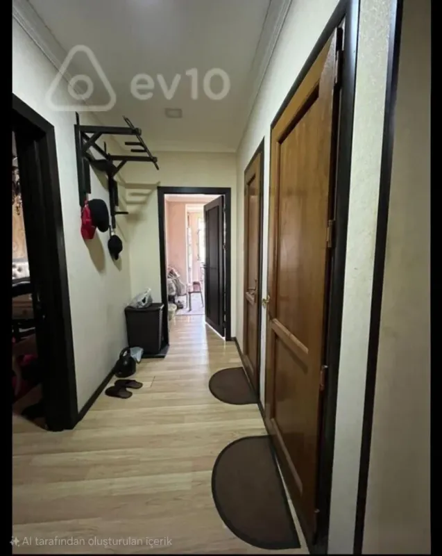 Satılır 4 otaqlı köhnə tikili 120 m²