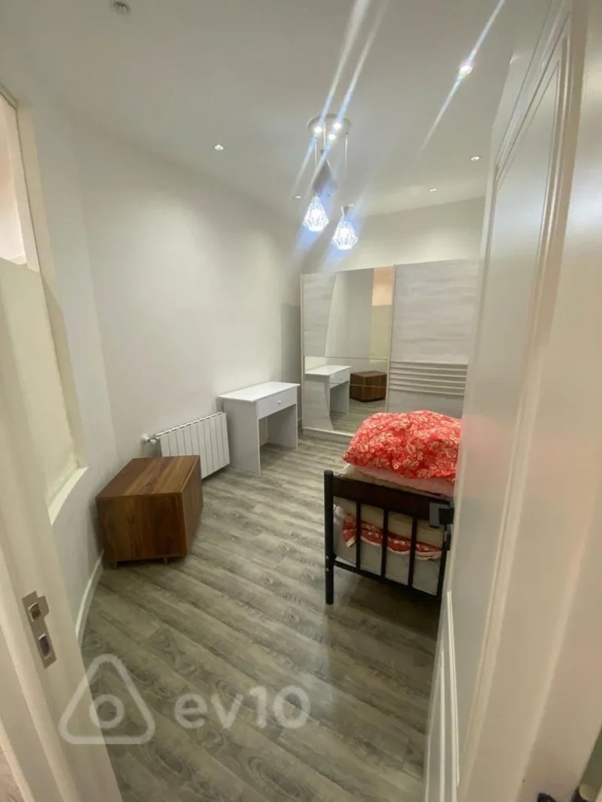 Kirayə verilir 3 otaqlı yeni tikili 115 m²