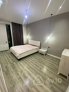 Kirayə verilir 3 otaqlı yeni tikili 115 m²