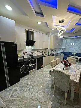 Kirayə verilir 2 otaqlı yeni tikili 90 m²