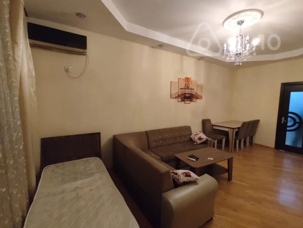 Kirayə verilir 2 otaqlı yeni tikili 65 m²