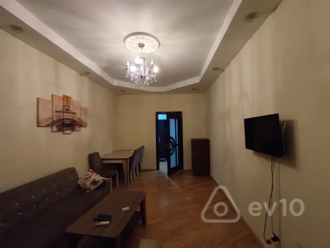 Kirayə verilir 2 otaqlı yeni tikili 65 m²