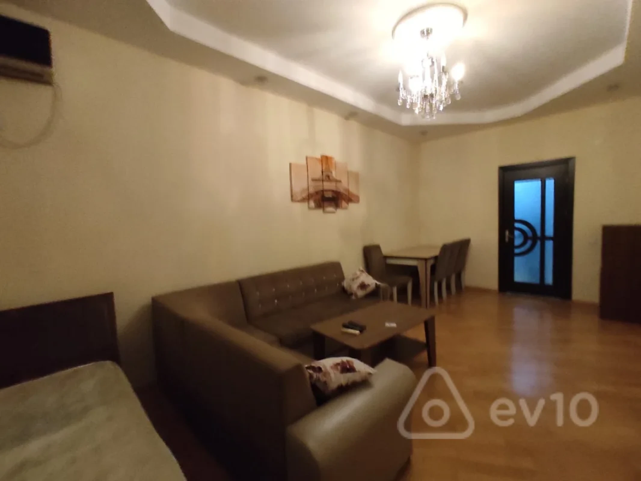 Kirayə verilir 2 otaqlı yeni tikili 65 m²