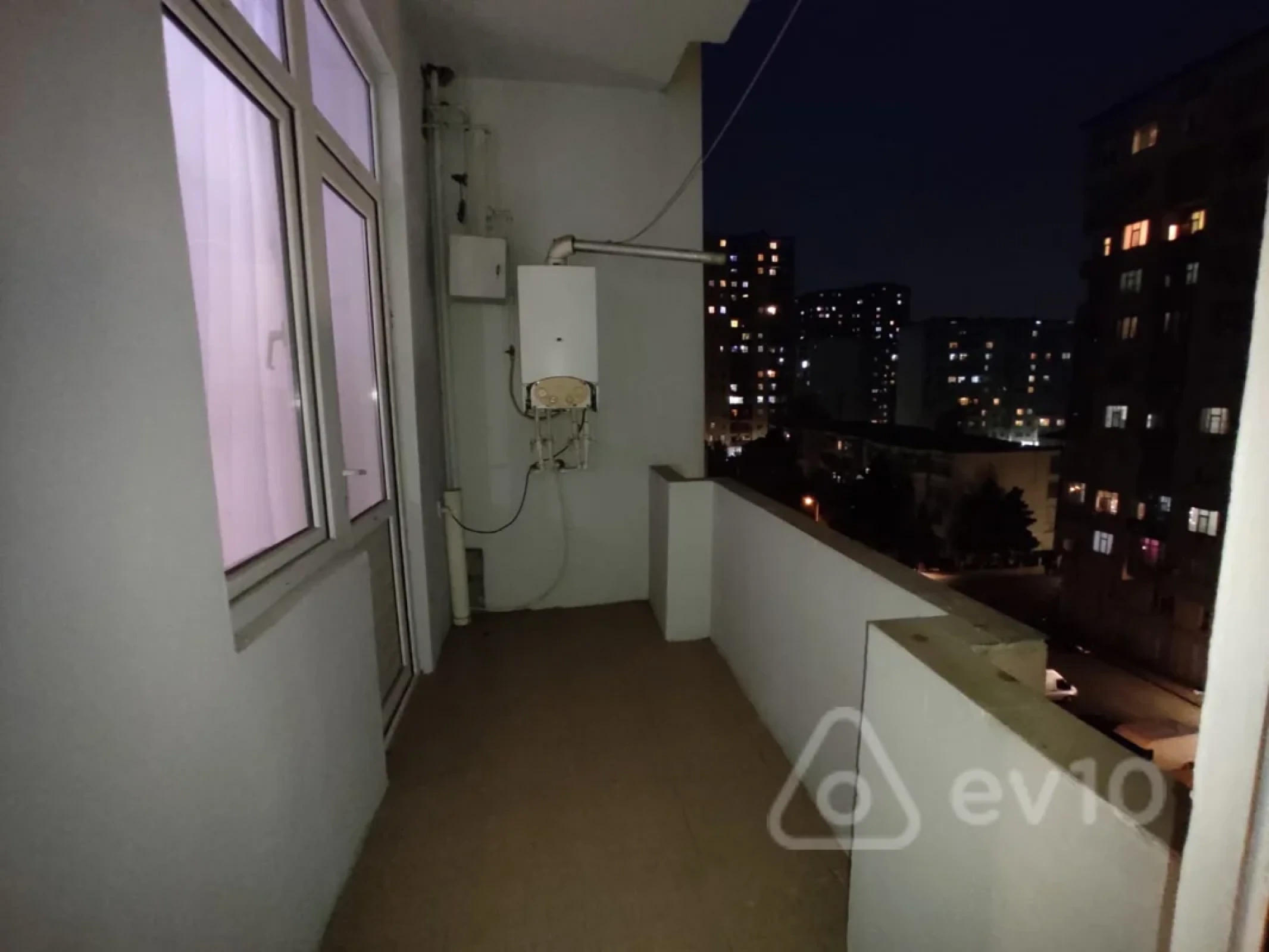 Kirayə verilir 2 otaqlı yeni tikili 65 m²