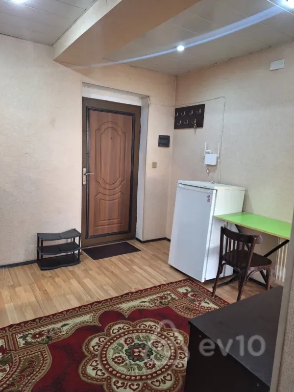 Kirayə verilir 2 otaqlı yeni tikili 65 m²
