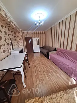 Kirayə verilir 2 otaqlı yeni tikili 65 m²