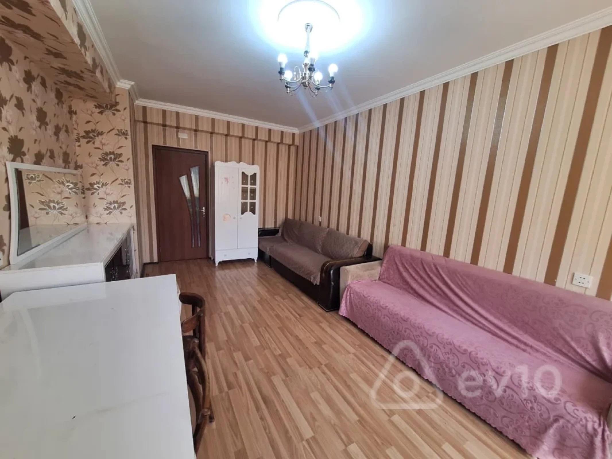 Kirayə verilir 2 otaqlı yeni tikili 65 m²