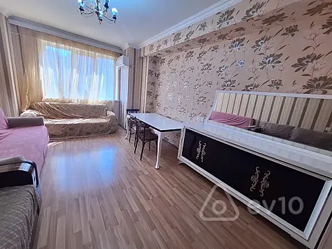 Kirayə verilir 2 otaqlı yeni tikili 65 m²