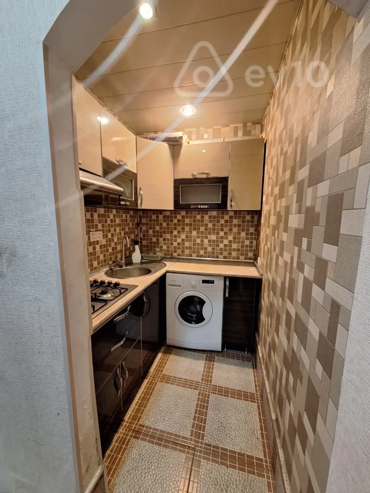 Kirayə verilir 2 otaqlı yeni tikili 65 m²