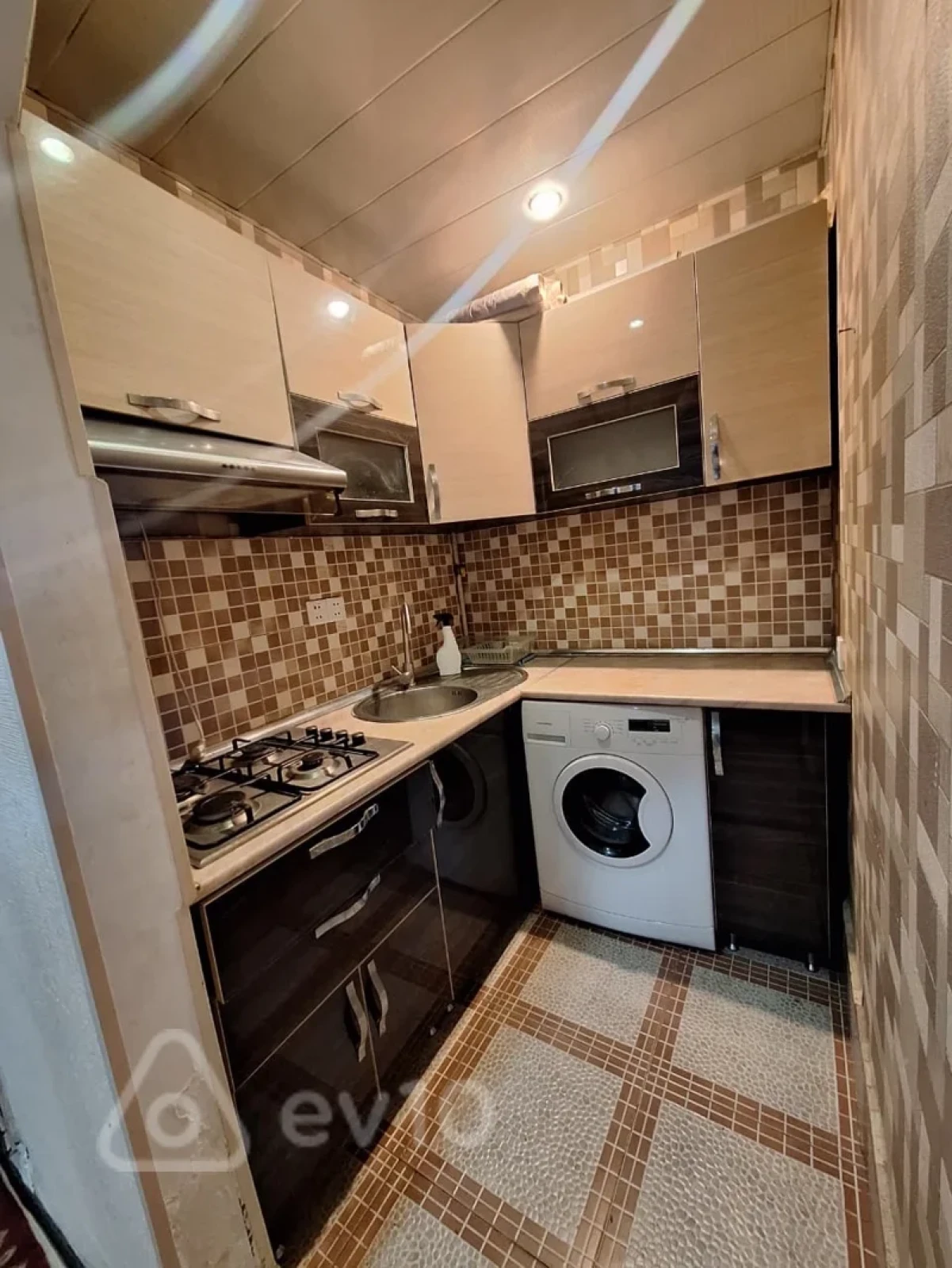 Kirayə verilir 2 otaqlı yeni tikili 65 m²