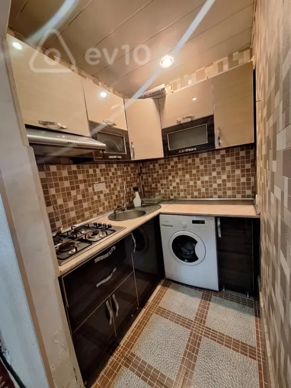 Kirayə verilir 2 otaqlı yeni tikili 65 m²