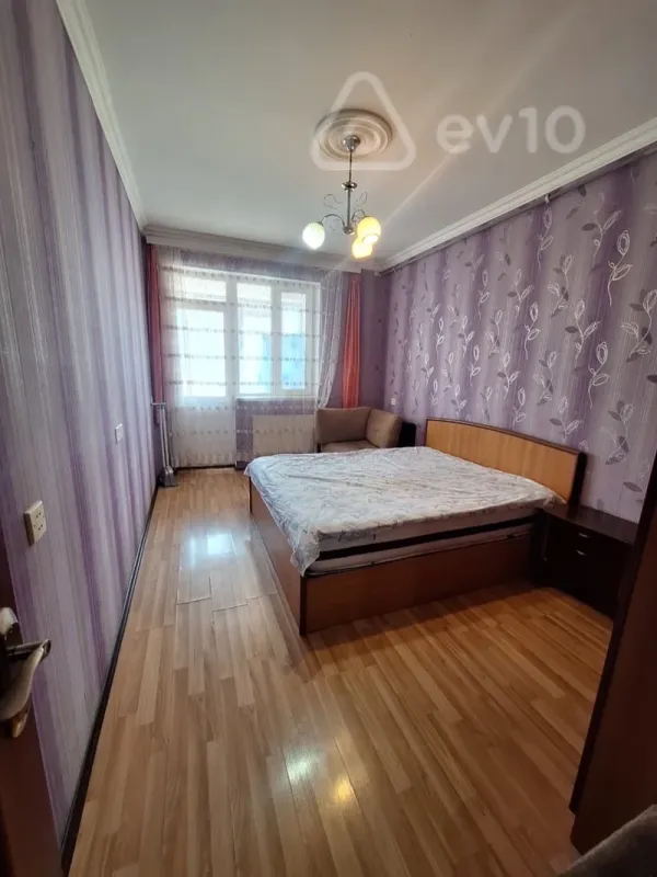 Kirayə verilir 2 otaqlı yeni tikili 65 m²